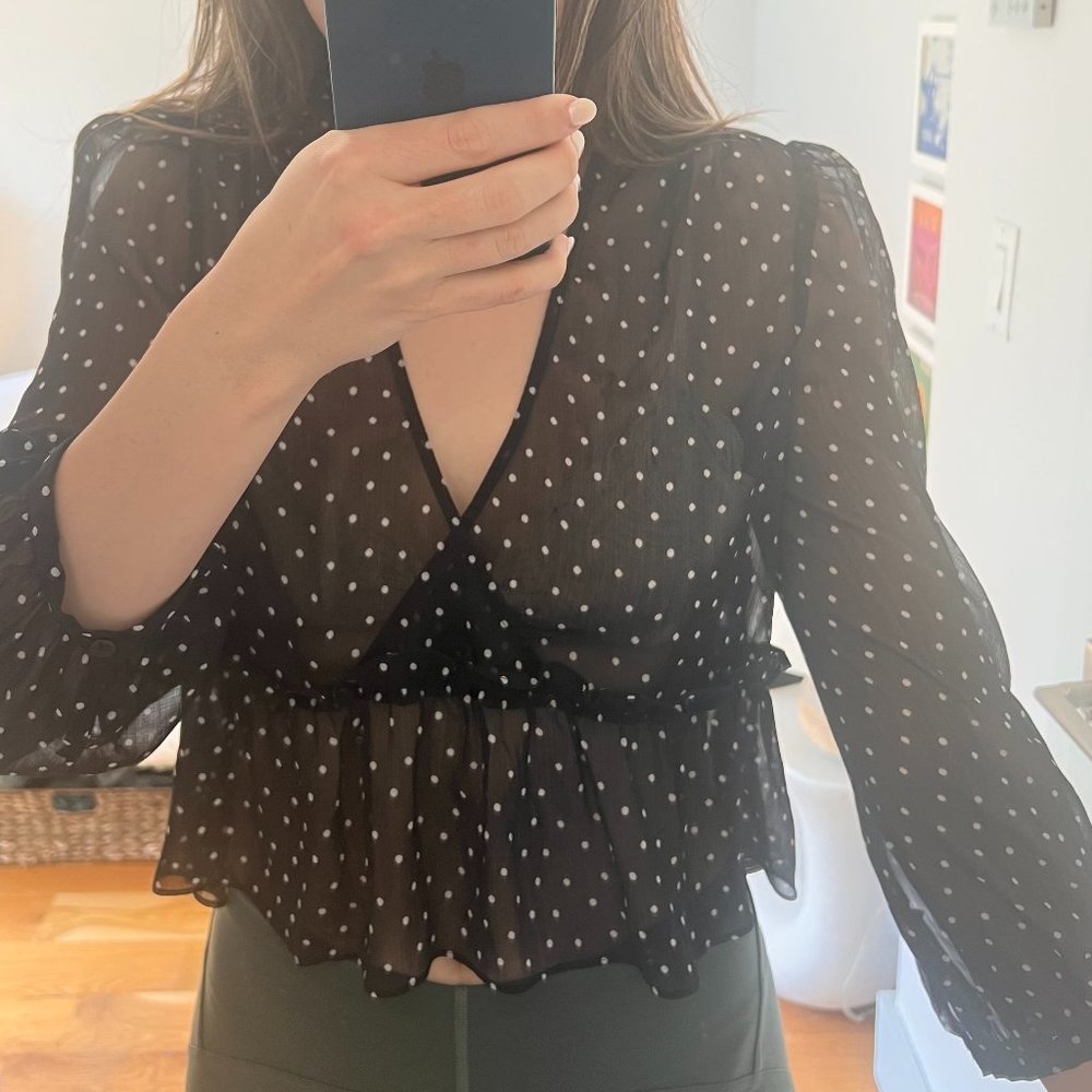 Aritzia Sunday Best Blouse